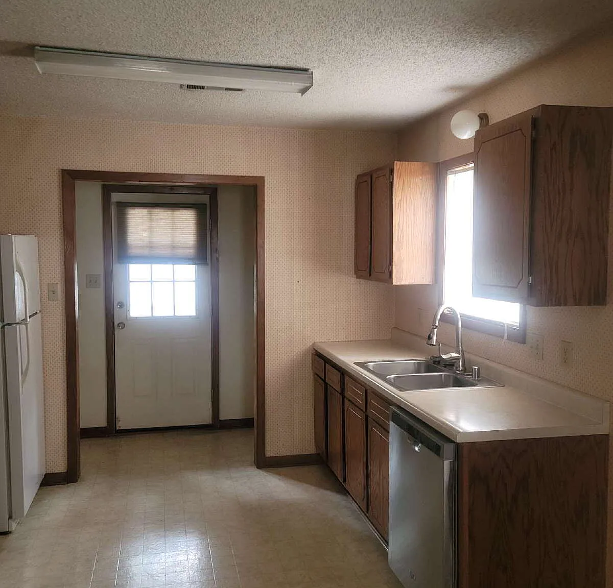 2 bed, 1.0 bath, 820 sqft, $700 — Photo 4