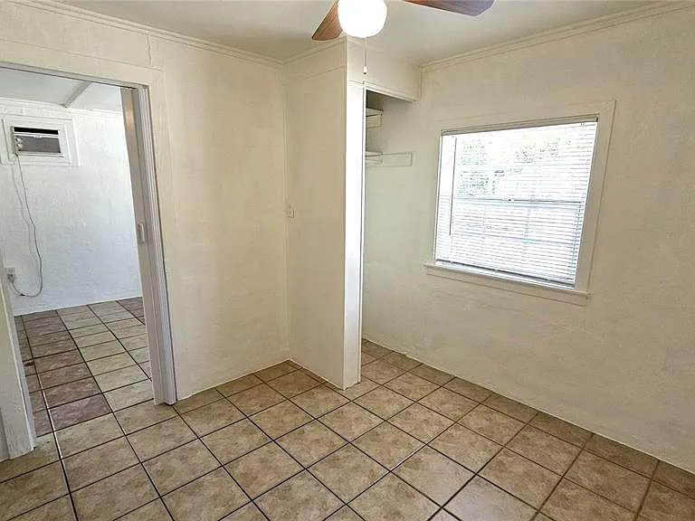15 Mango St — Photo 17