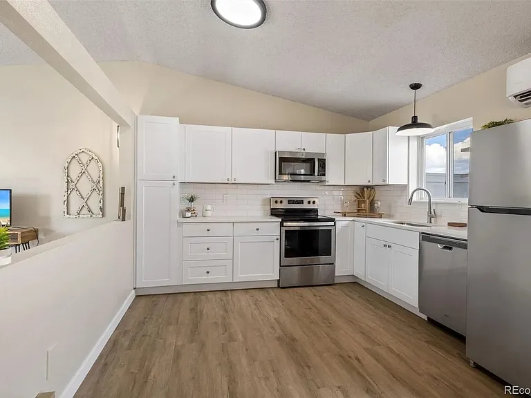 4355 Black Water Ct — Photo 1