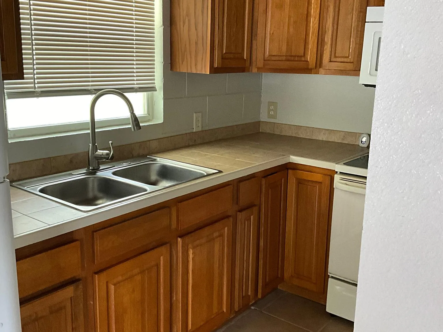 1 bed, 500 sqft, $850 — Photo 1