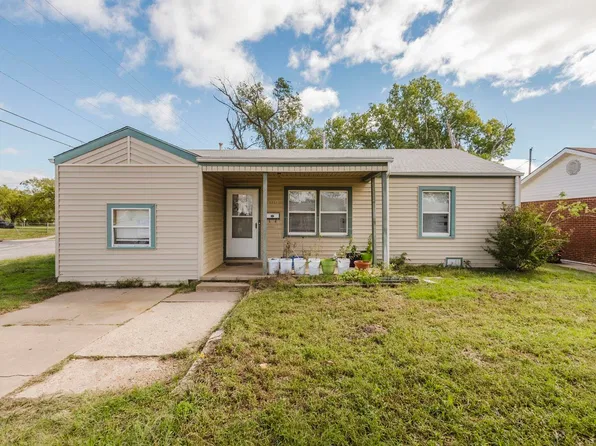 100 S Ward Pkwy, Haysville, KS 67060