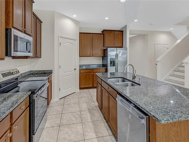 11607 Warren Oaks Pl — Photo 18
