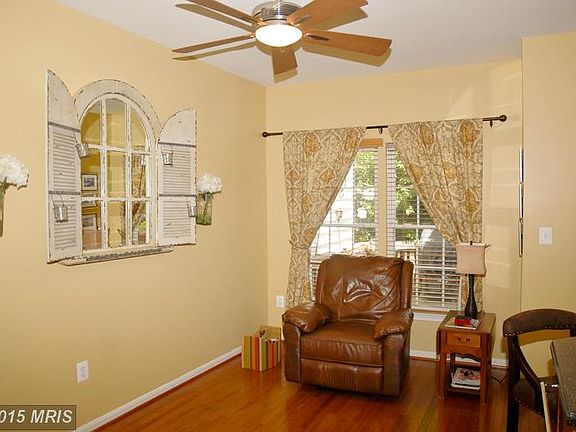 4th image of 4107 Fairfax Center Creek Dr