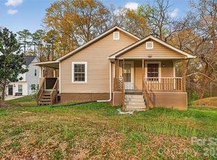 1028 East Dr, Gastonia, NC 28052