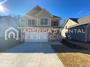 7940 Saint James Dr, Pinson, AL 35126