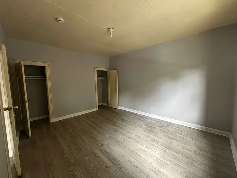 129 Schofield St #3 — Photo 3
