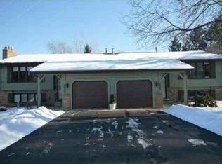 3926 Dale St N, Shoreview, MN 55126