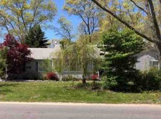 236 Hubbard Ave, Riverhead, NY 11901