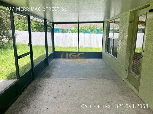707 Merrimac St SE — Photo 18