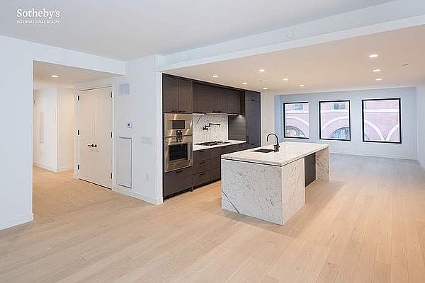 1st image of 100 Barrow St APT 3C