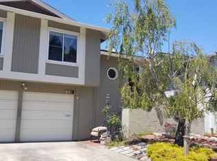 1103 Glacier Ave, Pacifica, CA 94044
