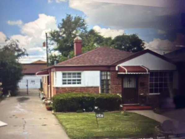 12538 S Justine St, Calumet Park, IL 60827