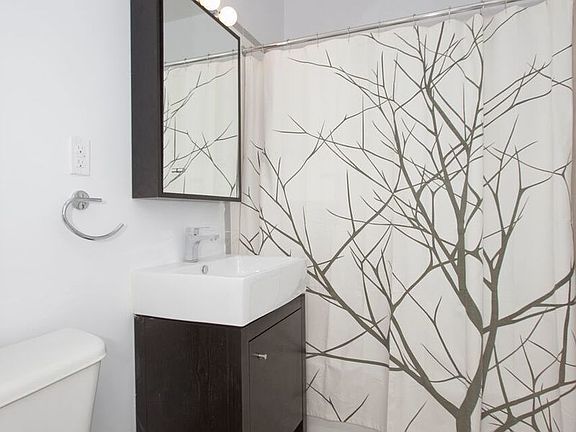 5th image of 756 Washington St APT 3D