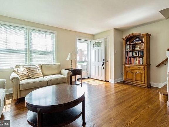 2nd image of 413 Burk Ave