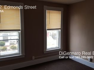 20 1/2 Edmonds St, Rochester, NY 14607