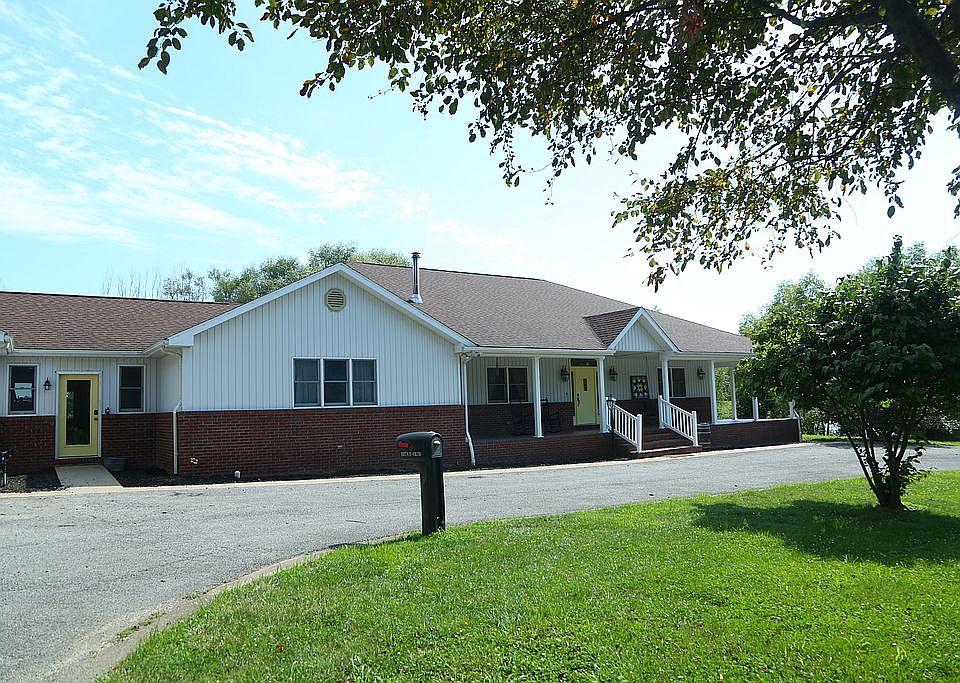 1st image of 11137 N 1550th Blvd