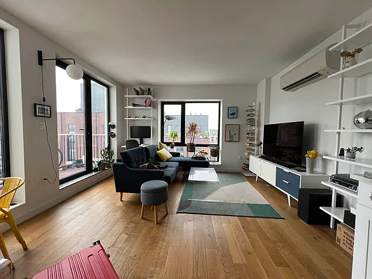 Rented by Rumah Realty Inc | media 12