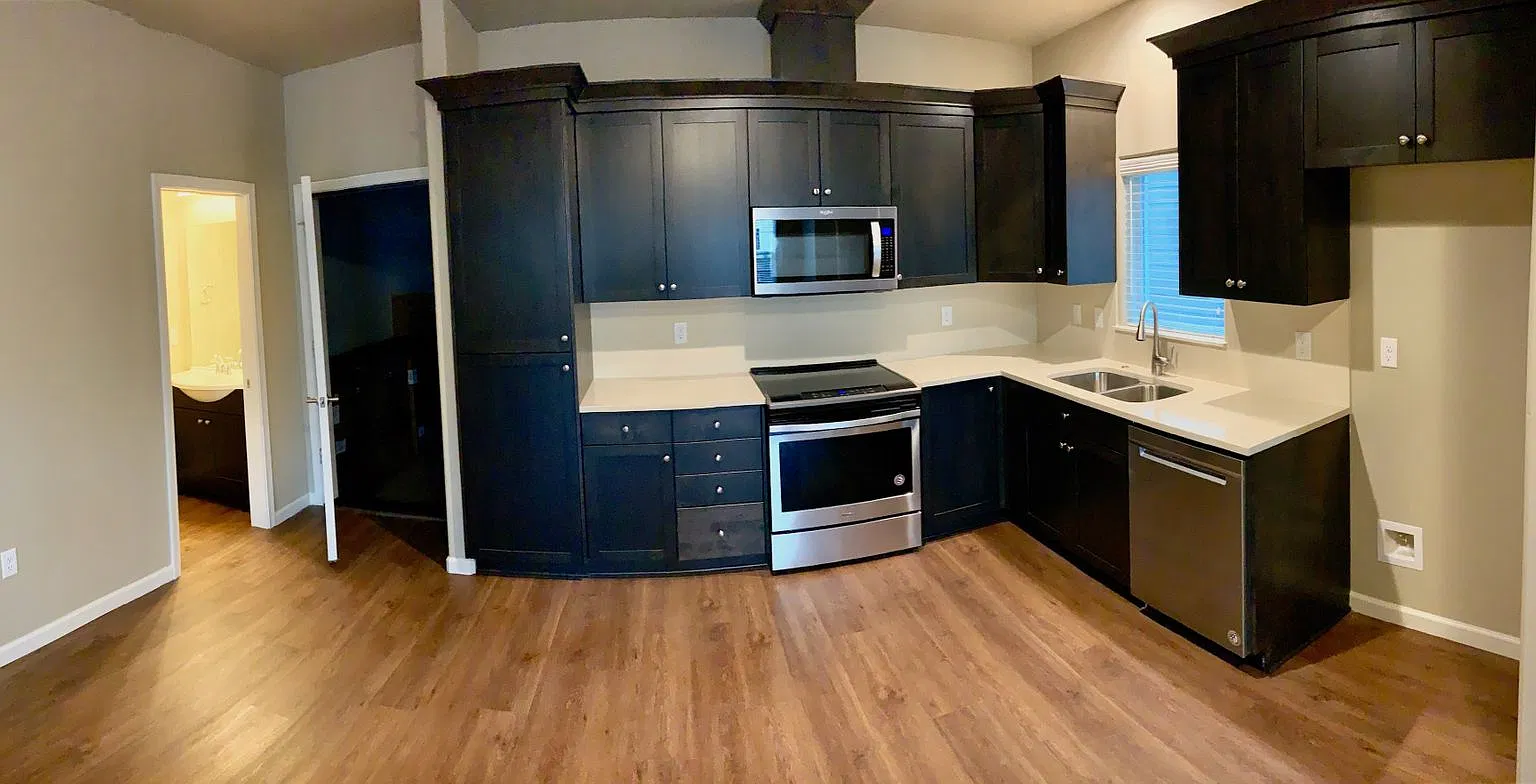 New Townhome Steps from Willamette River — Photo 4
