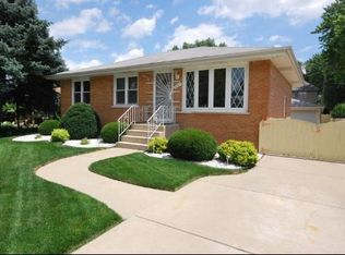 9707 Rutherford Ave, Oak Lawn, IL 60453