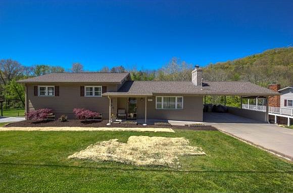 1st image of 205 Shady Brook Dr