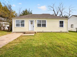 1746 N Chautauqua Ave, Wichita, KS 67214