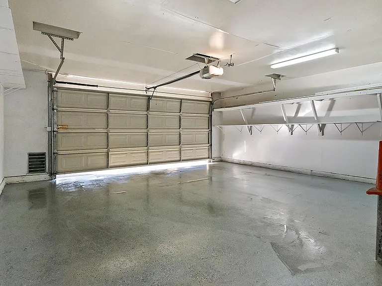8707 Cedros Ave #7 — Photo 41
