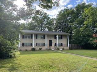 5630 Woodridge St SW, Huntsville, AL 35802