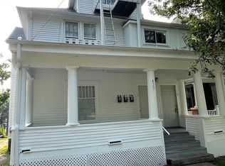 429 Davis St APT 3, Kalamazoo, MI 49007
