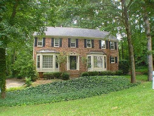 1st image of 908 Hidden Hollow Dr