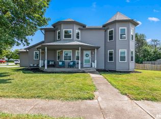 536 Teal Dr, Chatham, IL