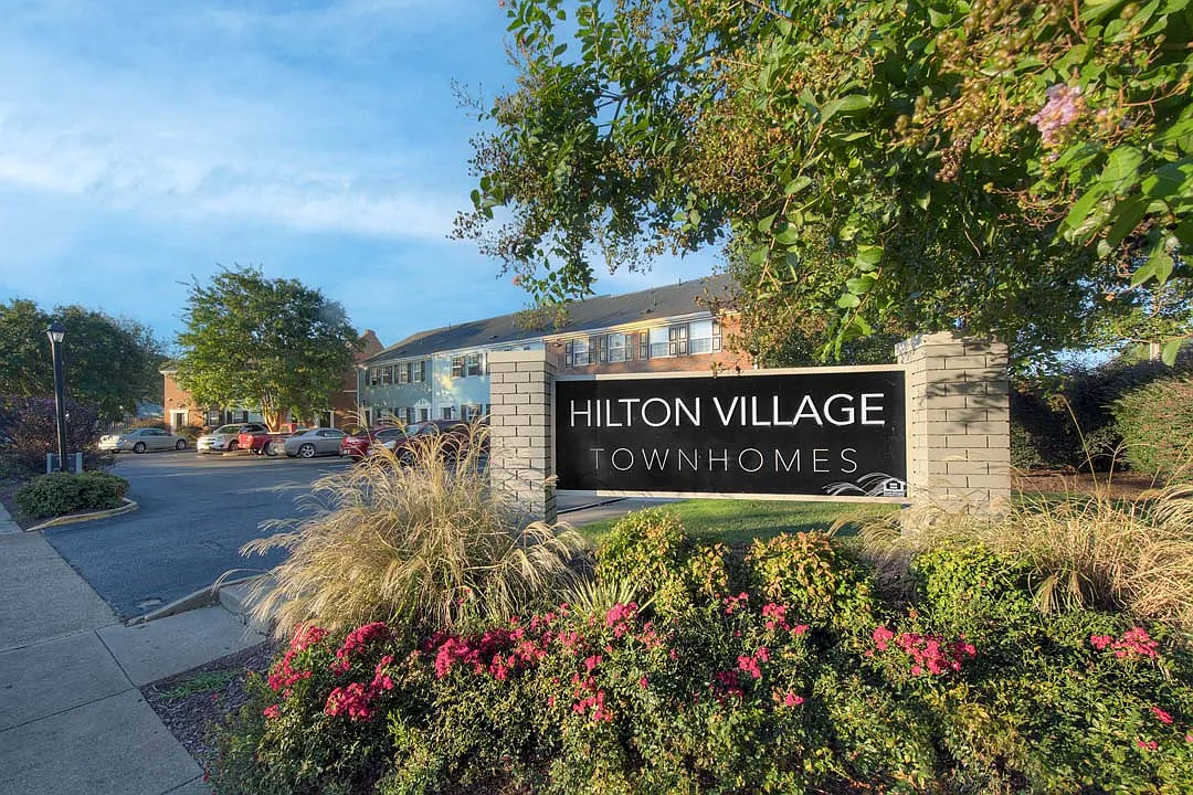 Hilton Village Townhomes — Photo 1