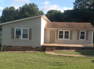 102 Shallowford Rd, Easley, SC 29640