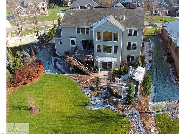 3rd image of 6420 E Heathfield Dr