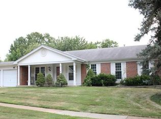 13222 Delft Dr, Saint Louis, MO 63146