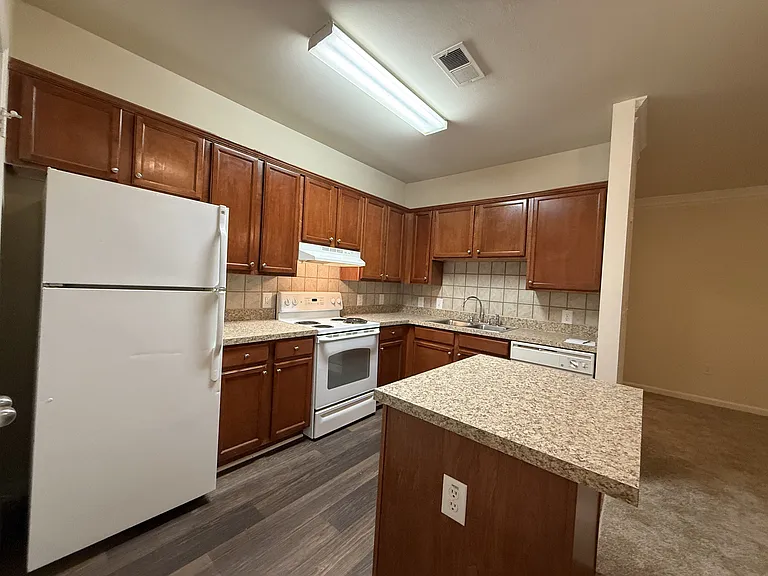Wesley Kensington Apartments at Stonecrest — Photo 80
