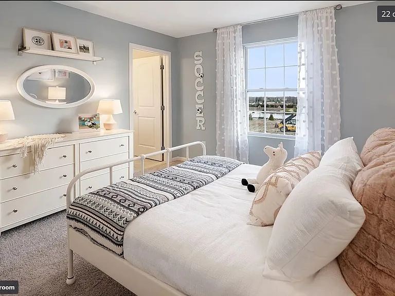 155 Chester Arthur Dr — Photo 14