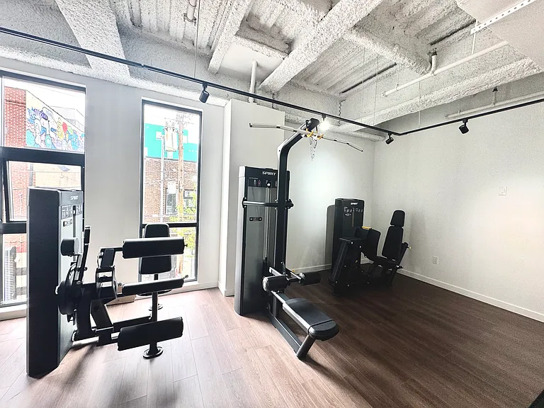 915 N Broad St #301 — Photo 18