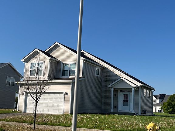 3rd image of 60 Moonlight Rd