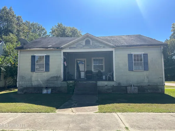1111 Strong Ave, Greenwood, MS 38930