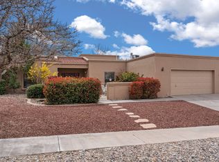 9544 Palomas Ave NE, Albuquerque, NM 87109