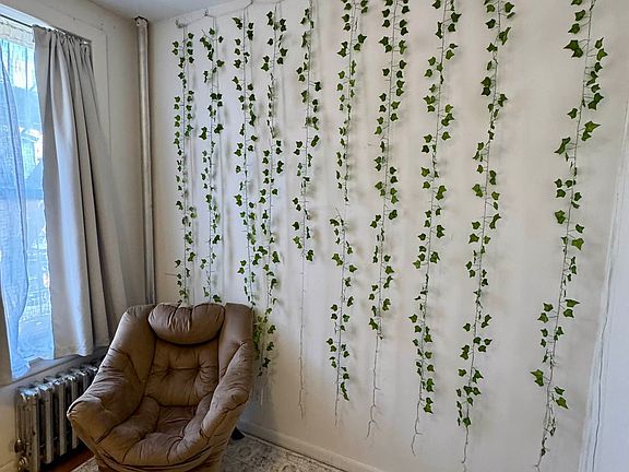 4th image of 261 Broome St APT 5A