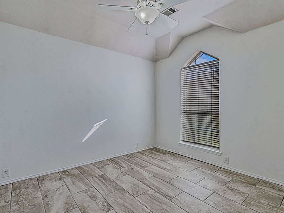 5th image of 1261 Highland Dr