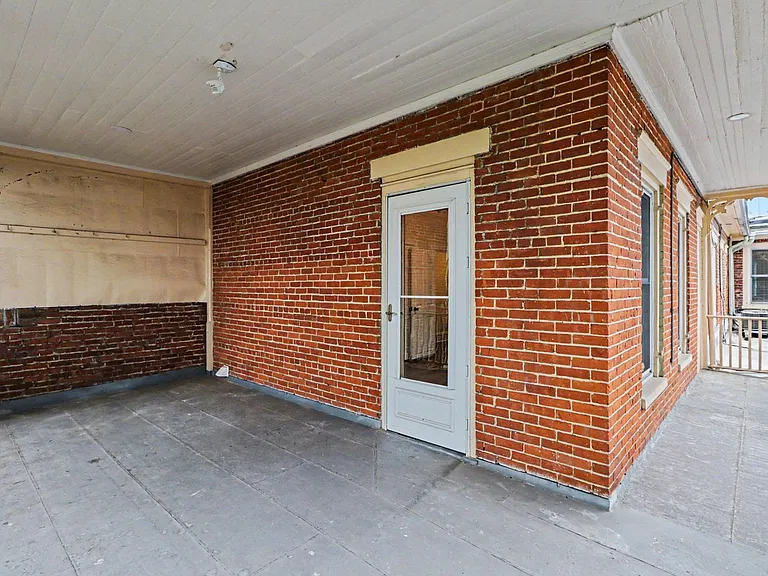 36 W Pomfret St — Photo 13