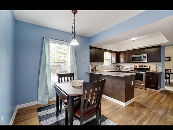5th image of 5283 Saddlebrook Dr