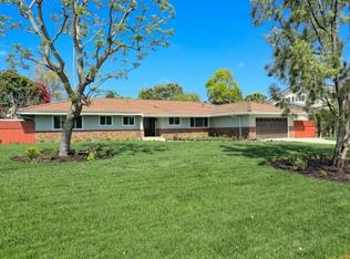 1281 Brittany Cross Rd, Santa Ana, CA 92705