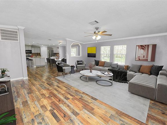 2nd image of 7405 Shoupe Rd