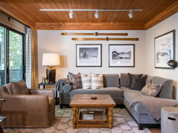 202 Picabo St #201-B, Ketchum, ID 83340