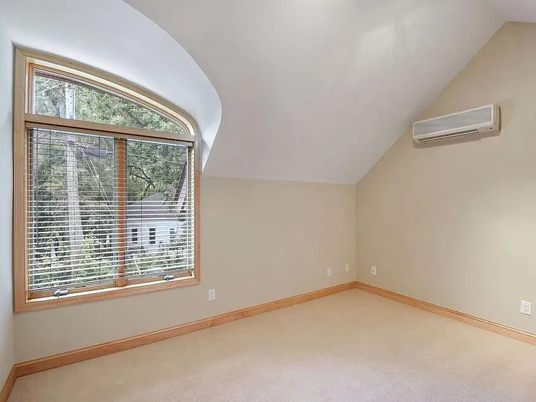 3517 W 21st St — Photo 24