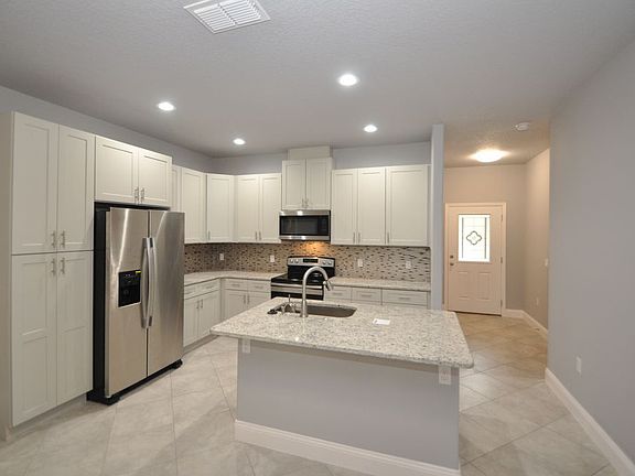 4th image of 5 Zoffwood Ct #B