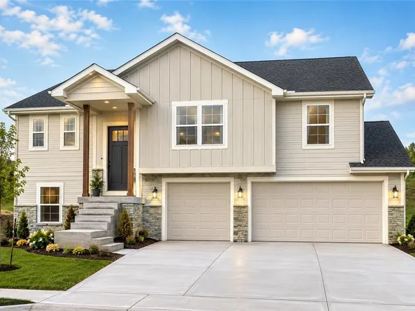 515 Skyview Ln, Liberty, MO 64068